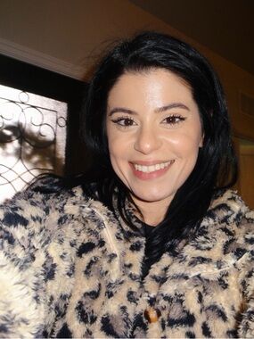 Meet your Posher, Negin